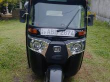 Bajaj RE 205 2015 Three Wheel