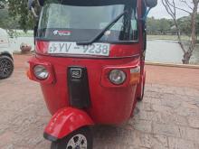 Bajaj RE 205 2012 Three Wheel