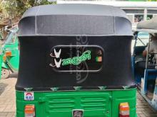 https://riyasewana.com/uploads/bajaj-re-205-10200724470252.jpg