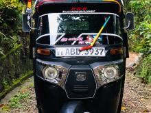 Bajaj RE 205 2015 Three Wheel