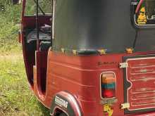 https://riyasewana.com/uploads/bajaj-re-205-110385422373.jpg