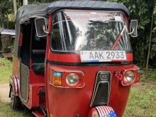 https://riyasewana.com/uploads/bajaj-re-205-110392424301.jpg