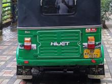 https://riyasewana.com/uploads/bajaj-re-205-111010618005.jpg
