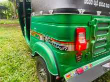 https://riyasewana.com/uploads/bajaj-re-205-111153374113.jpg