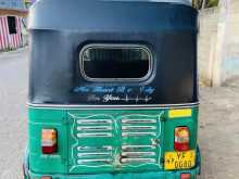 https://riyasewana.com/uploads/bajaj-re-205-1113192222113.jpg