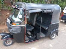 Bajaj RE 205 2014 Three Wheel