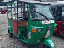 Bajaj RE 205 2011 Three Wheel