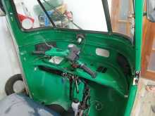 https://riyasewana.com/uploads/bajaj-re-205-111715534612.jpg