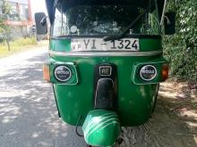 Bajaj RE 205 2010 Three Wheel