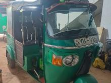 Bajaj RE 205 2010 Three Wheel