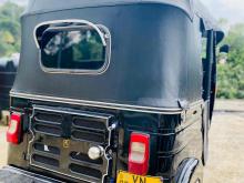 https://riyasewana.com/uploads/bajaj-re-205-118053524583.jpg