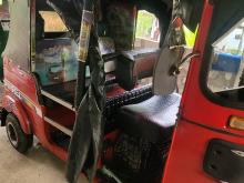 Bajaj RE 205 2014 Three Wheel