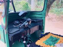 https://riyasewana.com/uploads/bajaj-re-205-120422024301.jpg