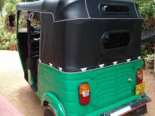 Bajaj RE 205 2012 Three Wheel