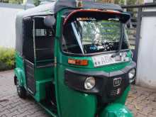Bajaj RE 205 2016 Three Wheel