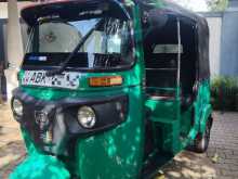 https://riyasewana.com/uploads/bajaj-re-205-121030264742.jpg