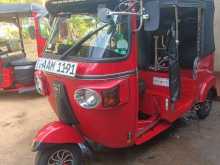Bajaj RE 205 2013 Three Wheel