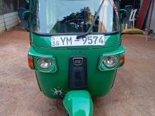 Bajaj RE 205 2011 Three Wheel
