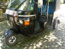 Bajaj RE 205 2012 Three Wheel
