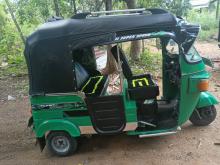 Bajaj RE 205 2011 Three Wheel