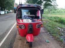 Bajaj RE 205 2011 Three Wheel