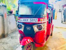 Bajaj RE 205 2015 Three Wheel