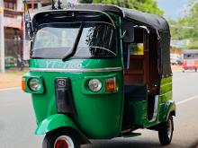 Bajaj RE 205 2011 Three Wheel