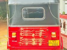 Bajaj RE 205 2010 Three Wheel