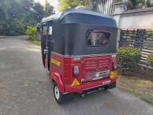 https://riyasewana.com/uploads/bajaj-re-205-131345524212.jpg