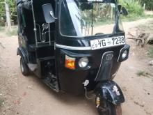 Bajaj RE 205 2011 Three Wheel