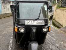 https://riyasewana.com/uploads/bajaj-re-205-13723024852.jpg