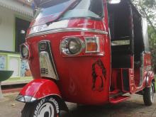 https://riyasewana.com/uploads/bajaj-re-205-137594117395.jpg