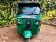 Bajaj RE 205 2010 Three Wheel