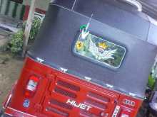 https://riyasewana.com/uploads/bajaj-re-205-141027204142.jpg