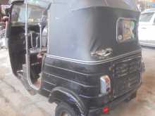 https://riyasewana.com/uploads/bajaj-re-205-14141255734.jpg