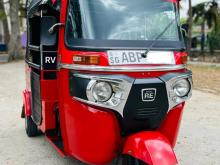 Bajaj RE 205 2017 Three Wheel