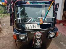 Bajaj RE 205 2011 Three Wheel