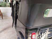 https://riyasewana.com/uploads/bajaj-re-205-141721434392.jpg