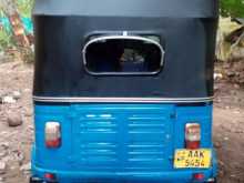 https://riyasewana.com/uploads/bajaj-re-205-142229134533.jpg
