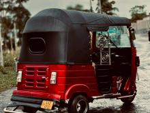 Bajaj RE 205 2015 Three Wheel