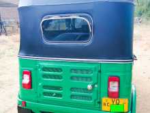 https://riyasewana.com/uploads/bajaj-re-205-15161924182.jpg