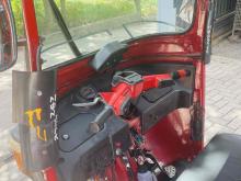 https://riyasewana.com/uploads/bajaj-re-205-1516210324142.jpg