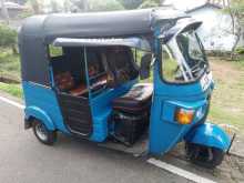 Bajaj RE 205 2013 Three Wheel