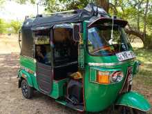 https://riyasewana.com/uploads/bajaj-re-205-15921354882.jpg