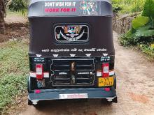 https://riyasewana.com/uploads/bajaj-re-205-15929386304.jpg