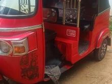 Bajaj RE 205 2012 Three Wheel