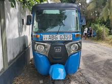 Bajaj RE 205 2015 Three Wheel