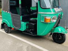 https://riyasewana.com/uploads/bajaj-re-205-1614063617645.jpg