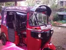 https://riyasewana.com/uploads/bajaj-re-205-16423256242.jpg