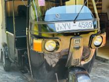 Bajaj RE 205 2012 Three Wheel
